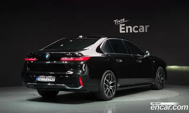 BMW 7 серия 2024 3.0 автомат (гидро), миниатюра 2
