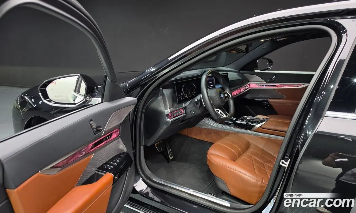 BMW 7 серия 2024 3.0 автомат (гидро), фото 13