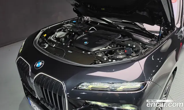 BMW 7 серия 2024 3.0 автомат (гидро), миниатюра 6