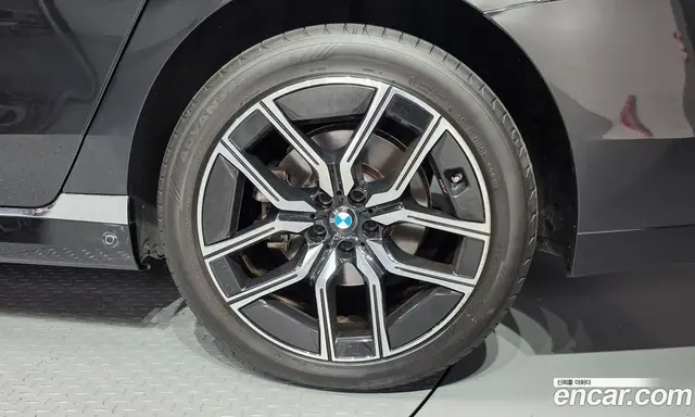 BMW 7 серия 2024 3.0 автомат (гидро), миниатюра 7