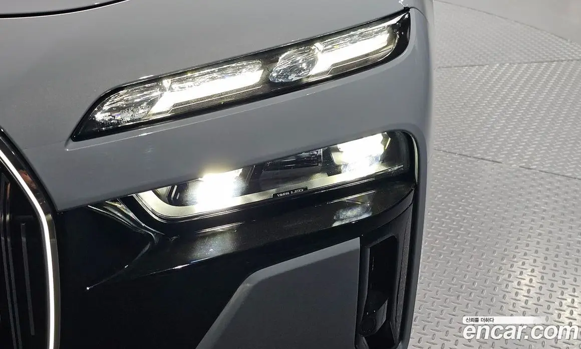 BMW 7 серия 2025 3.0 автомат (гидро), фото 8