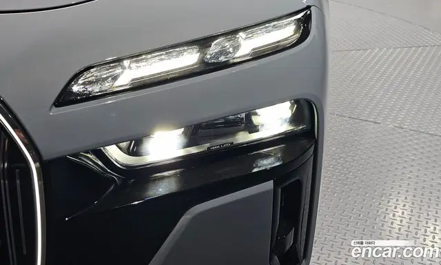 BMW 7 серия 2025 3.0 автомат (гидро), миниатюра 8