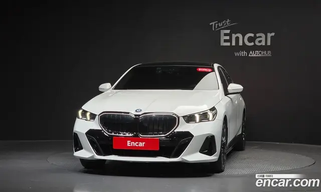 BMW i5 2025 0.2 автомат (гидро), миниатюра 2