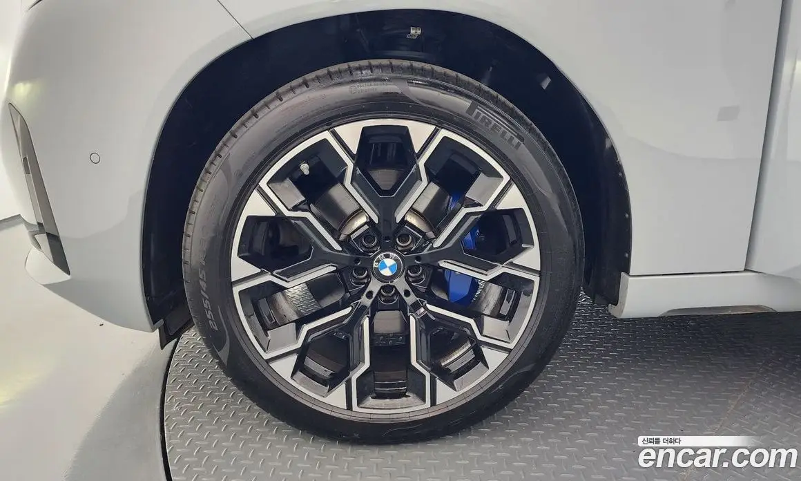BMW X3 2025 2.0 автомат (гидро), фото 5 BMW X3 2025 2.0 автомат (гидро), фото 5