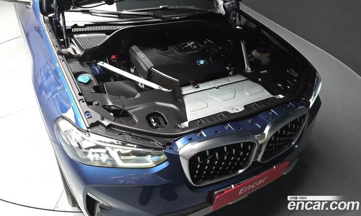 BMW X4 2023 2.0 автомат (гидро), фото 6 BMW X4 2023 2.0 автомат (гидро), фото 6