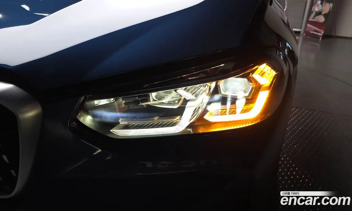 BMW X4 2023 2.0 автомат (гидро), фото 8 BMW X4 2023 2.0 автомат (гидро), фото 8