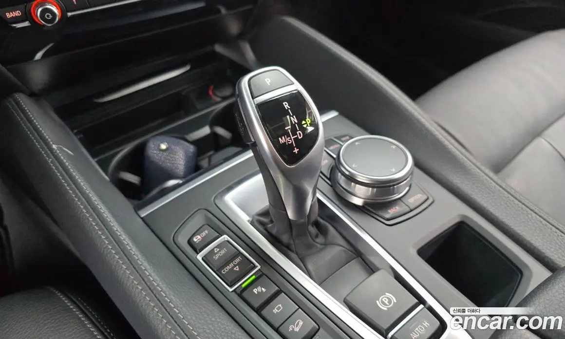 BMW X6 2017 3.0 автомат (гидро), фото 12
