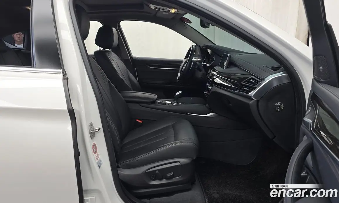 BMW X6 2017 3.0 автомат (гидро), фото 16