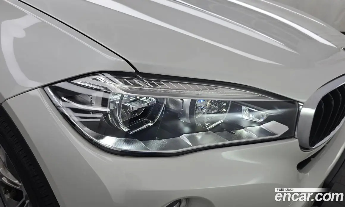 BMW X6 2017 3.0 автомат (гидро), фото 8