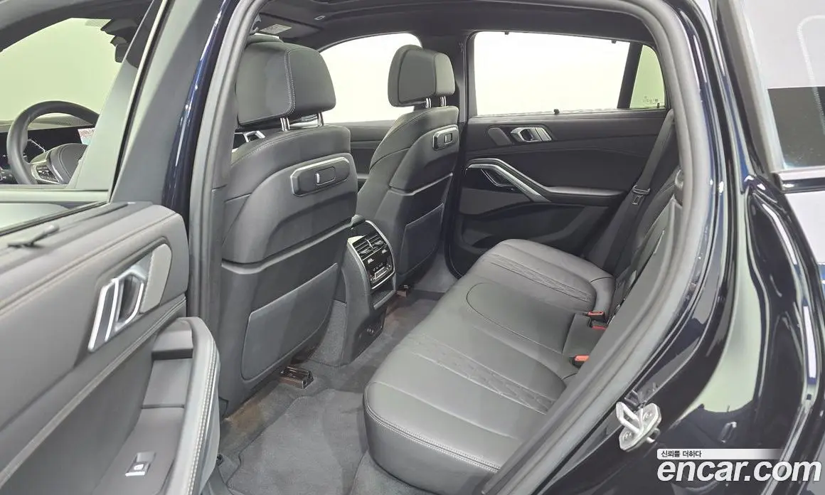 BMW X6 2025 3.0 автомат (гидро), фото 17