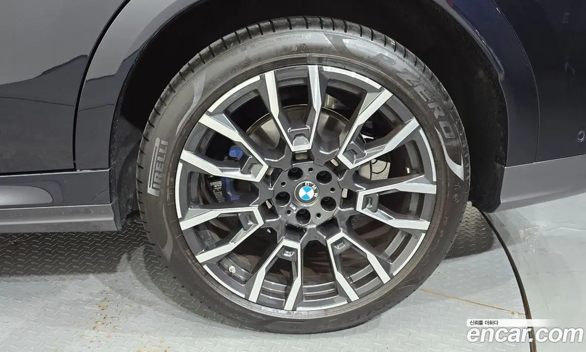 BMW X6 2025 3.0 автомат (гидро), фото 7