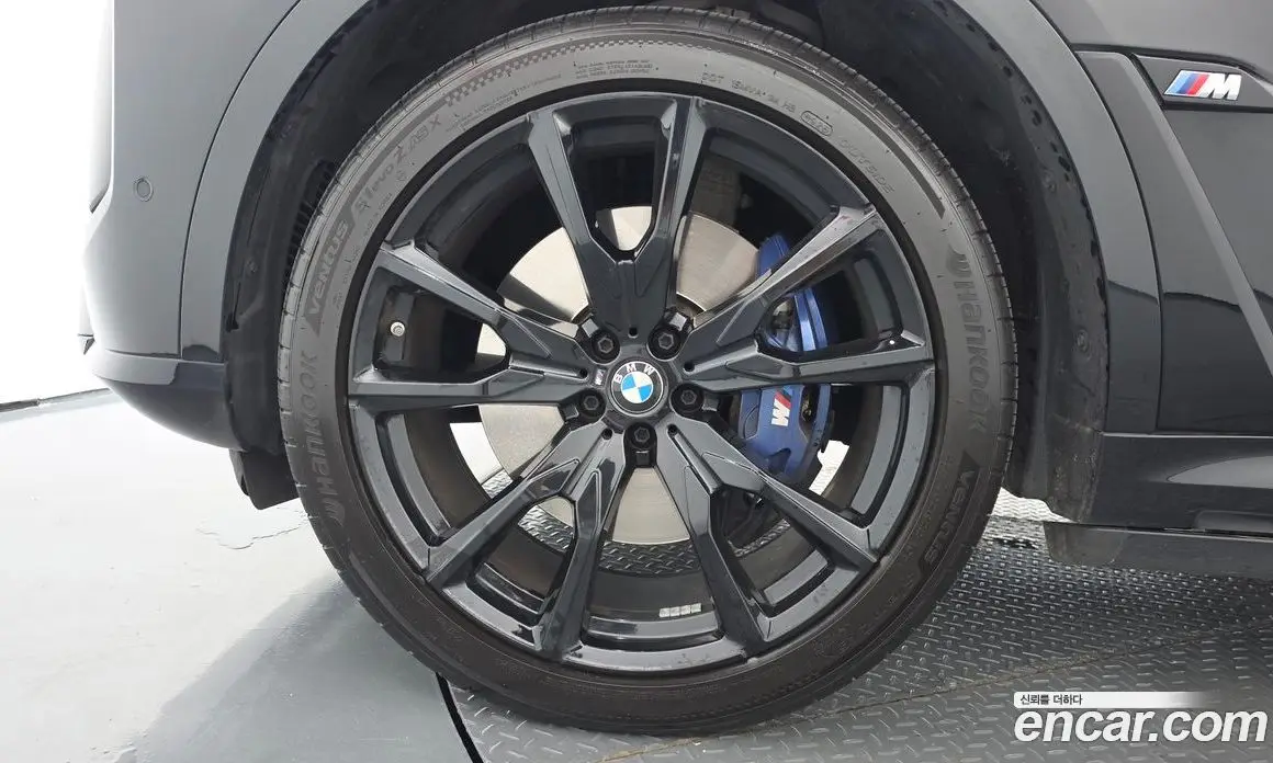 BMW X7 2023 4.4 автомат (гидро), фото 5