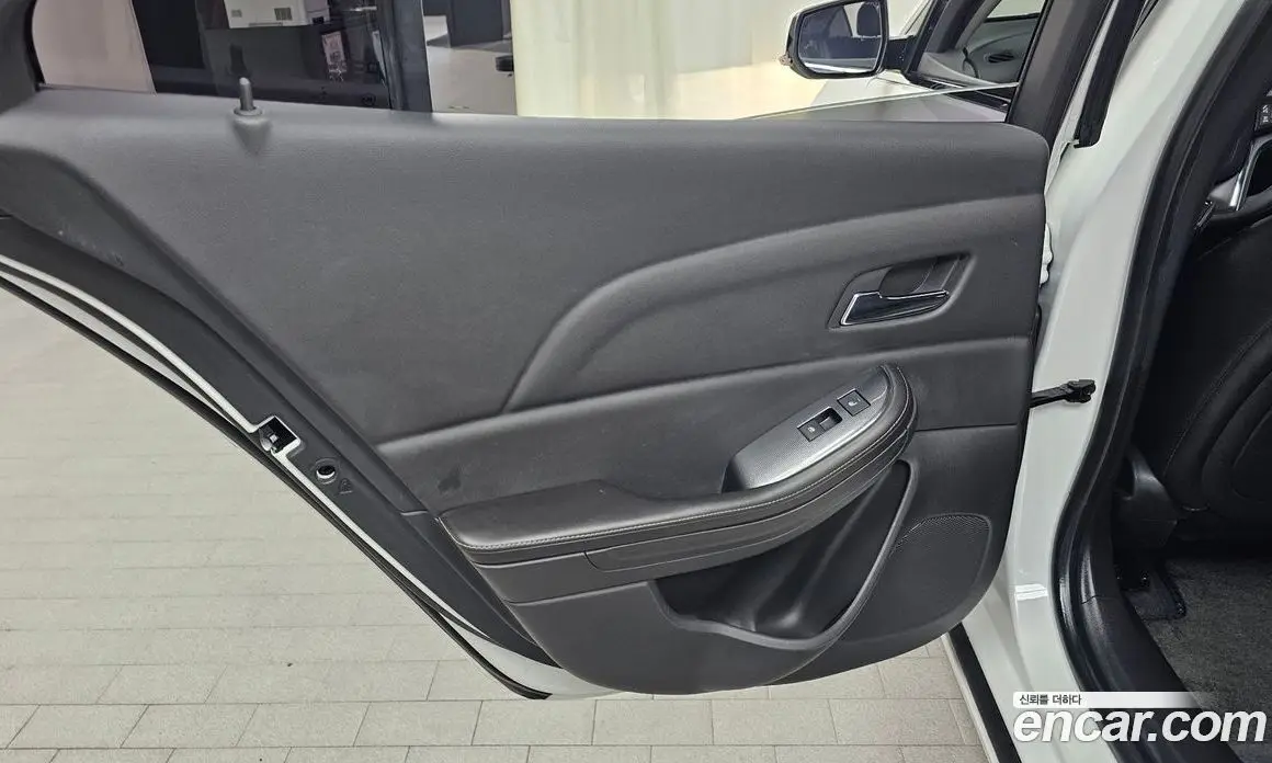 Chevrolet Malibu 2015 2.0 автомат (гидро), фото 14