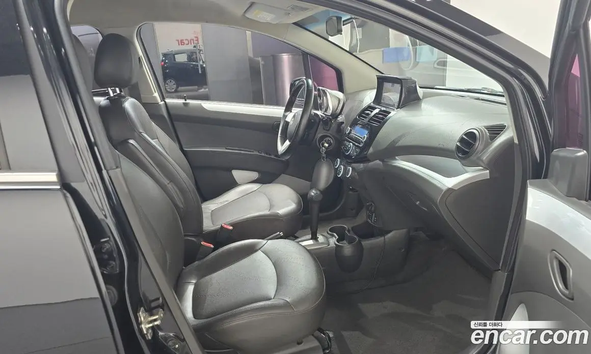 Chevrolet Spark 2014 1.0 автомат (гидро), фото 15 Chevrolet Spark 2014 1.0 автомат (гидро), фото 15
