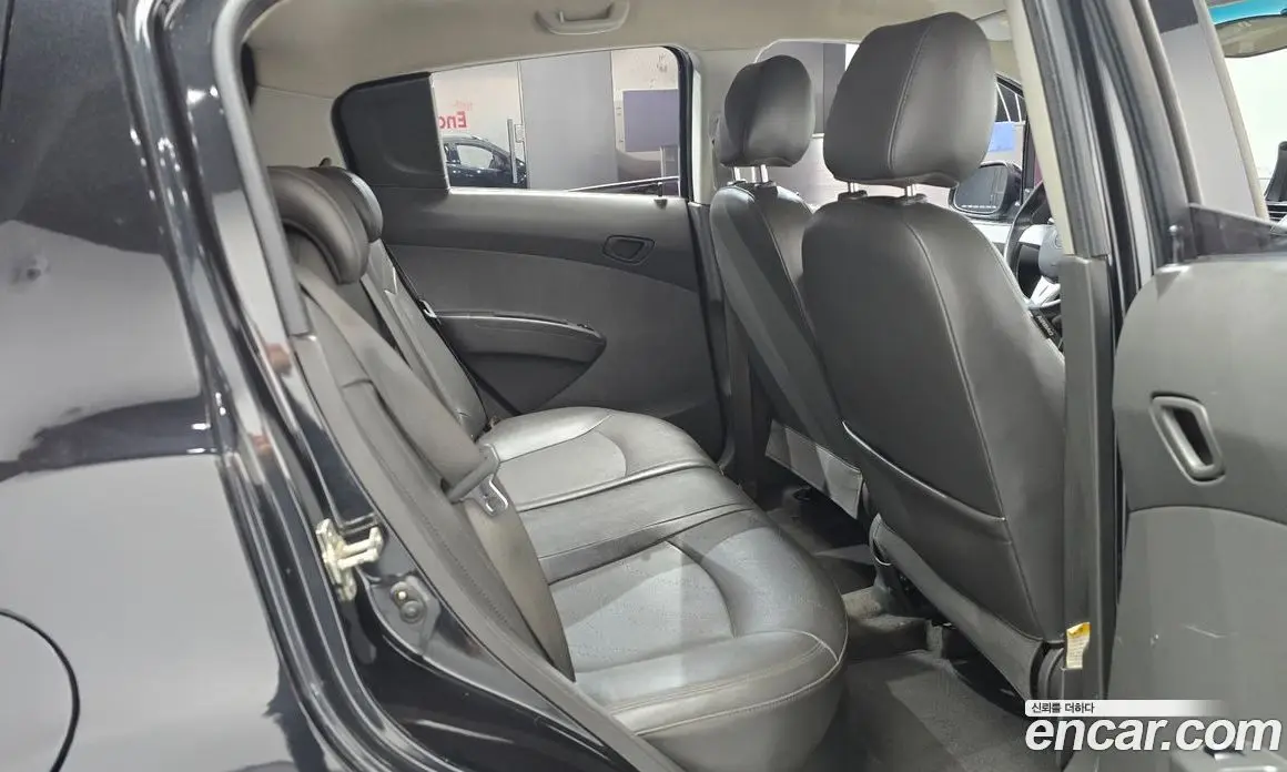 Chevrolet Spark 2014 1.0 автомат (гидро), фото 16 Chevrolet Spark 2014 1.0 автомат (гидро), фото 16