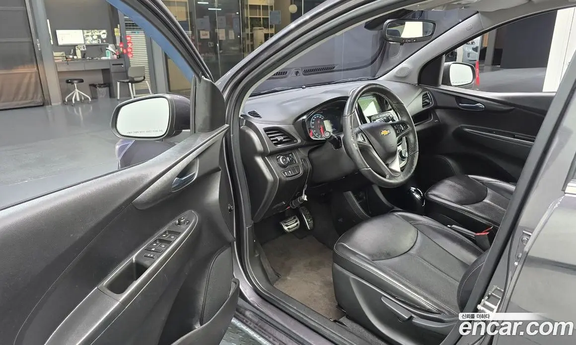 Chevrolet Spark 2016 1.0 автомат (гидро), фото 13