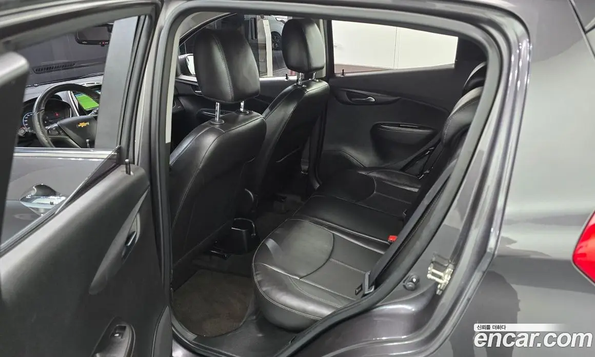 Chevrolet Spark 2016 1.0 автомат (гидро), фото 16