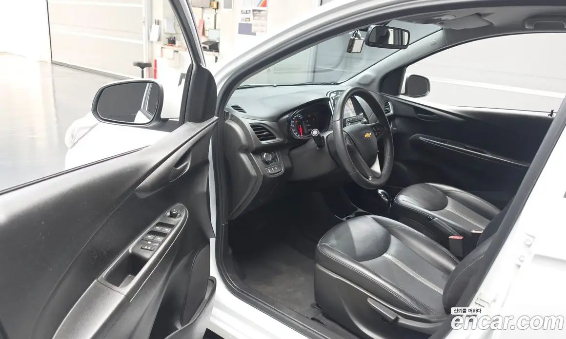 Chevrolet Spark 2018 1.0 автомат (гидро), фото 13 Chevrolet Spark 2018 1.0 автомат (гидро), фото 13