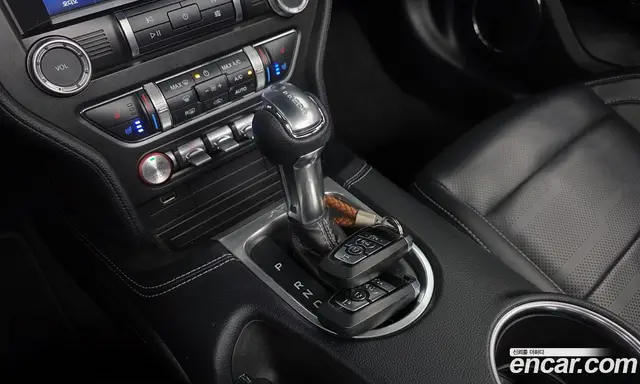 Ford Mustang 2021 2.3 автомат (гидро), миниатюра 11