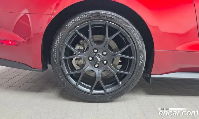 Ford Mustang 2021 2.3 автомат (гидро), миниатюра 4