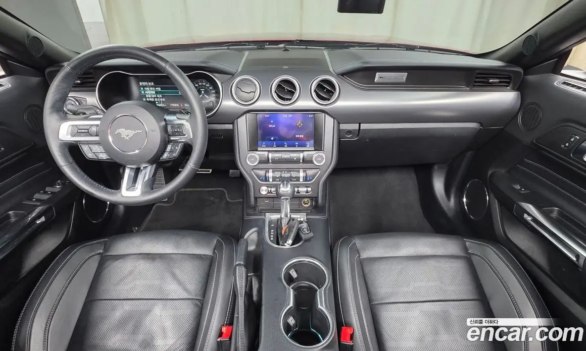 Ford Mustang 2021 2.3 автомат (гидро), фото 9