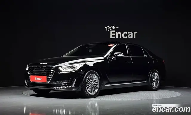 Genesis EQ900, 2016, 39 327 км