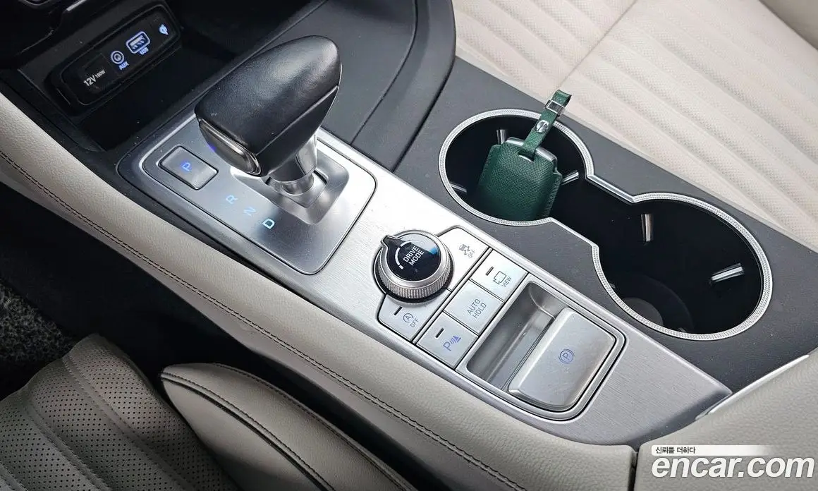 Genesis G70 2019 2.0 автомат (гидро), фото 12