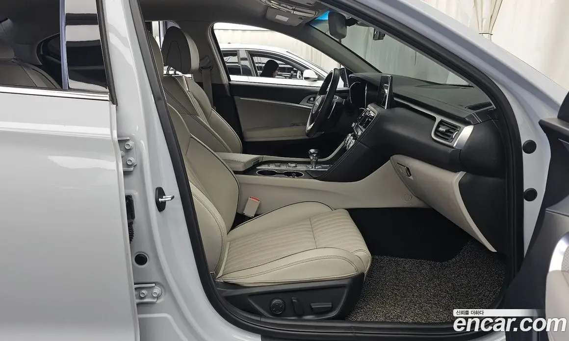 Genesis G70 2019 2.0 автомат (гидро), фото 17