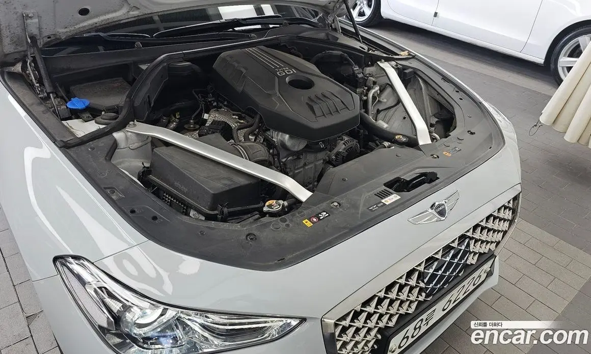 Genesis G70 2019 2.0 автомат (гидро), фото 6