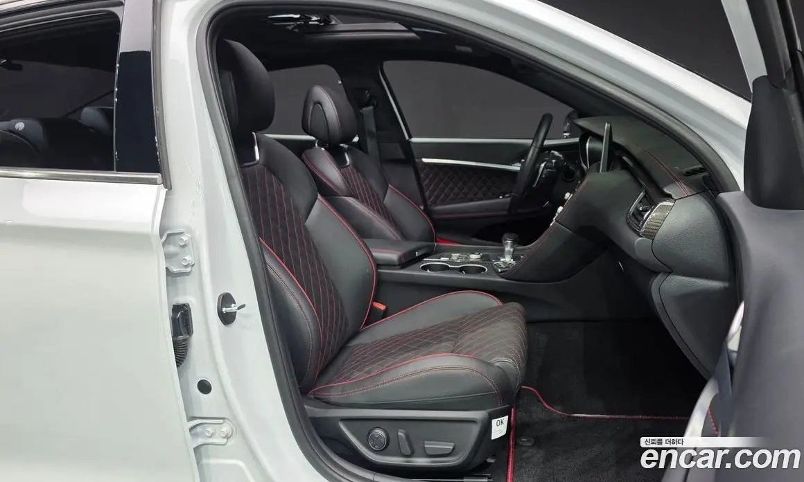 Genesis G70 2019 3.3 автомат (гидро), фото 16 Genesis G70 2019 3.3 автомат (гидро), фото 16