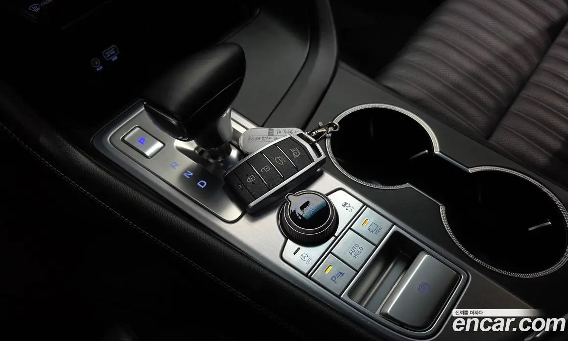 Genesis G70 2019 2.0 автомат (гидро), фото 12 Genesis G70 2019 2.0 автомат (гидро), фото 12