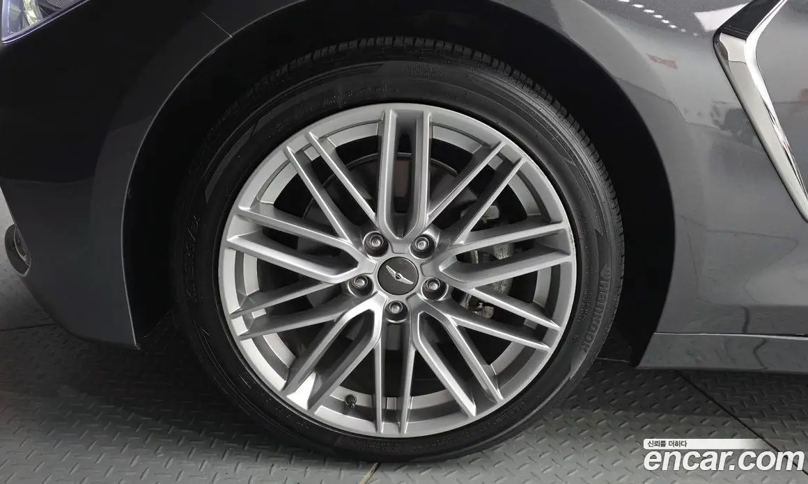 Genesis G70 2019 2.0 автомат (гидро), фото 5 Genesis G70 2019 2.0 автомат (гидро), фото 5