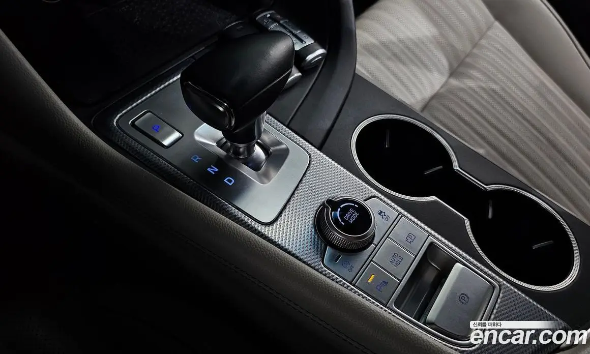 Genesis G70 2021 2.0 автомат (гидро), фото 12 Genesis G70 2021 2.0 автомат (гидро), фото 12