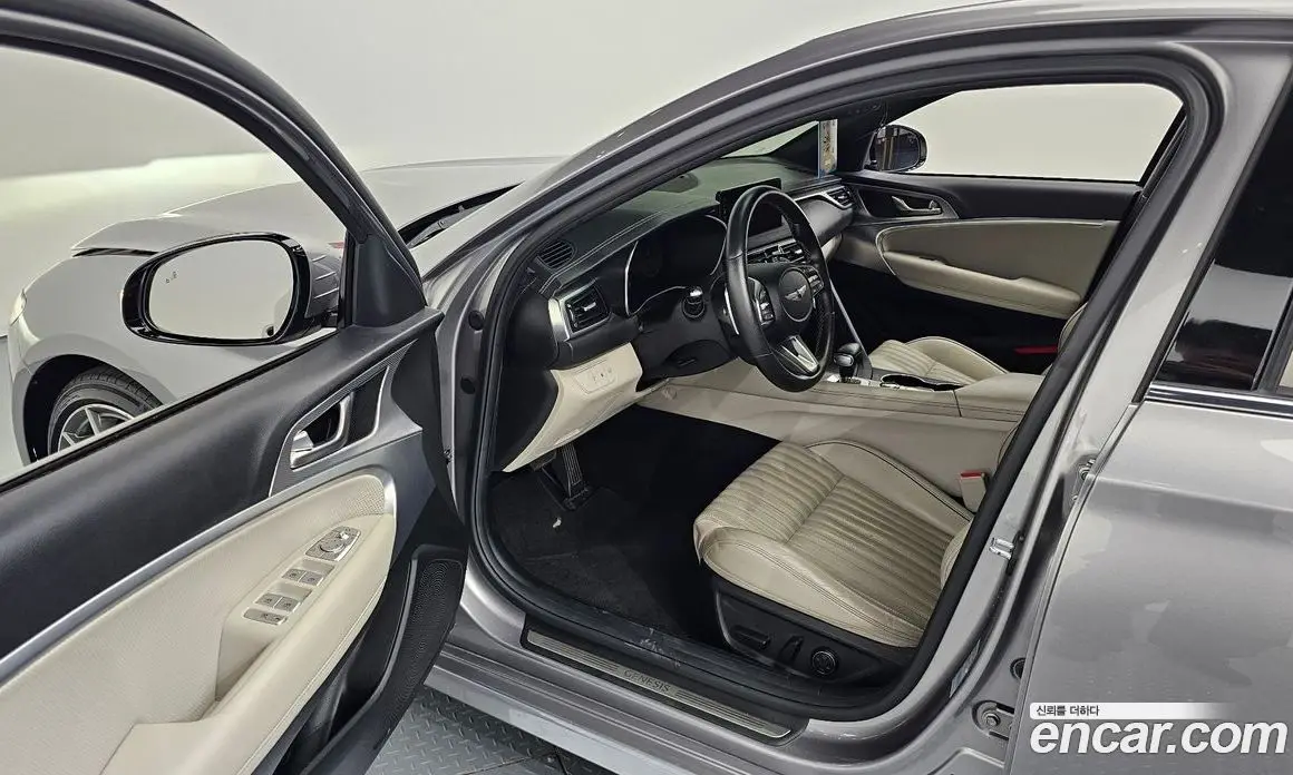 Genesis G70 2021 2.0 автомат (гидро), фото 13 Genesis G70 2021 2.0 автомат (гидро), фото 13