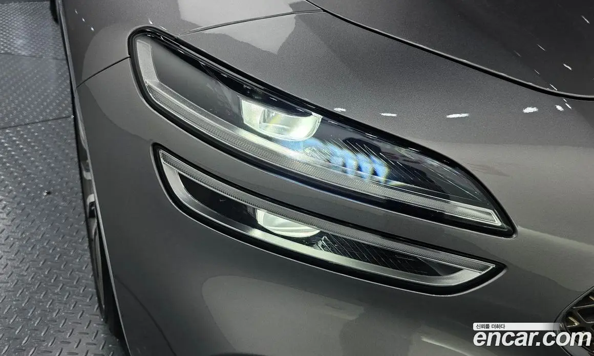 Genesis G70 2021 2.0 автомат (гидро), фото 8 Genesis G70 2021 2.0 автомат (гидро), фото 8