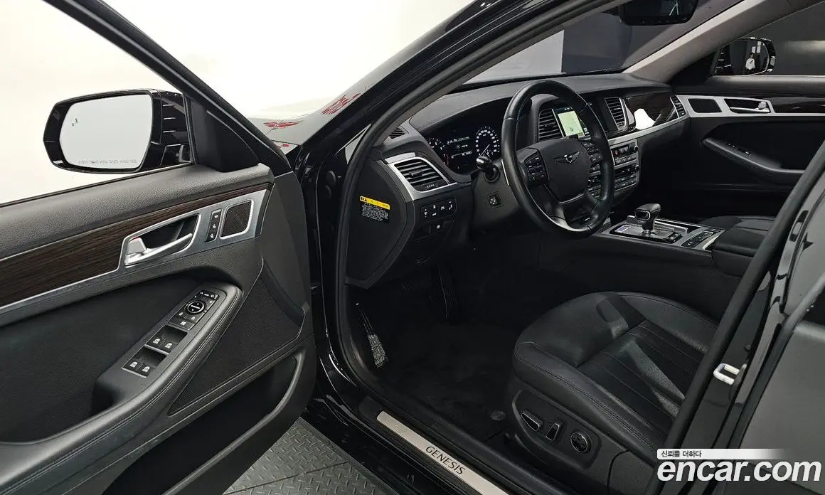 Genesis G80 2017 3.3 автомат (гидро), фото 16 Genesis G80 2017 3.3 автомат (гидро), фото 16