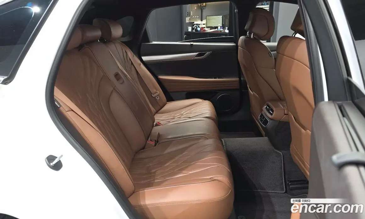 Genesis G80 2023 2.5 автомат (гидро), фото 18 Genesis G80 2023 2.5 автомат (гидро), фото 18