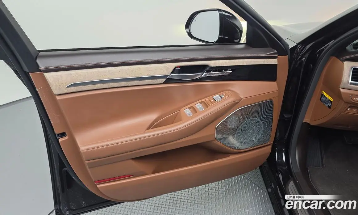 Genesis G90 2019 3.3 автомат (гидро), фото 14 Genesis G90 2019 3.3 автомат (гидро), фото 14