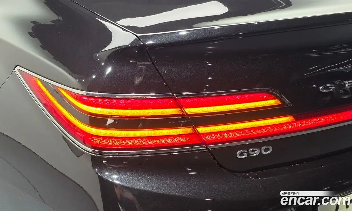 Genesis G90 2019 3.3 автомат (гидро), фото 9 Genesis G90 2019 3.3 автомат (гидро), фото 9