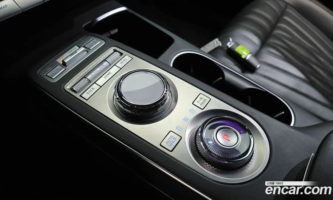 Genesis GV70 2021 2.5 автомат (гидро), фото 12
