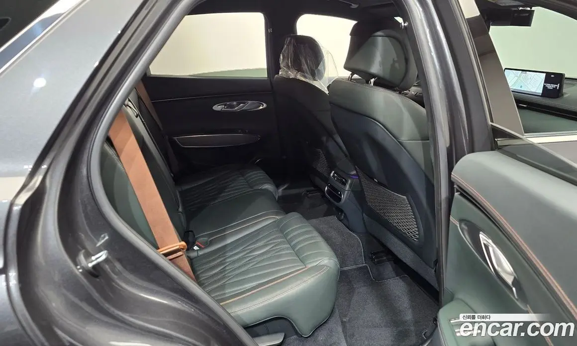 Genesis GV70 2021 2.5 автомат (гидро), фото 17