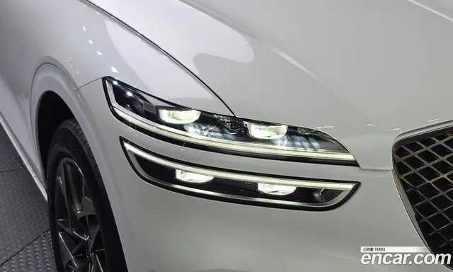 Genesis GV70 2021 2.5 автомат (гидро), миниатюра 8 Genesis GV70 2021 2.5 автомат (гидро), миниатюра 8