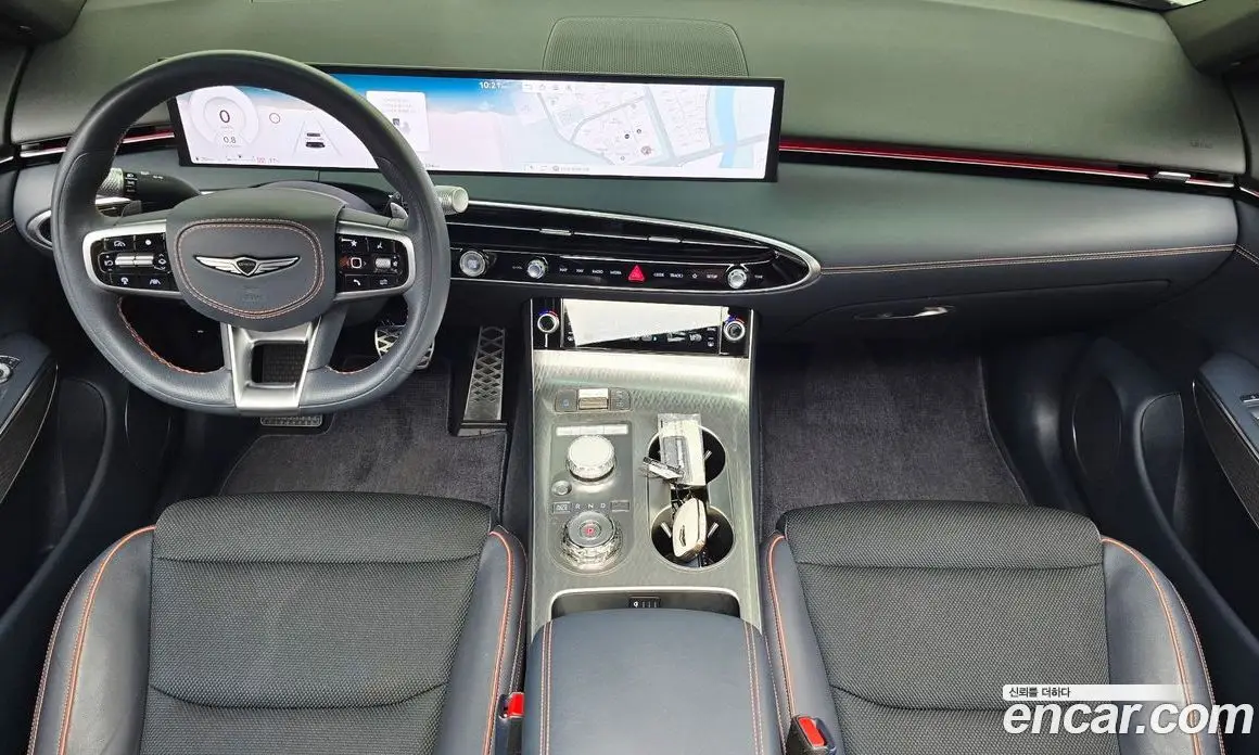Genesis GV70 2024 2.5 автомат (гидро), фото 10 Genesis GV70 2024 2.5 автомат (гидро), фото 10
