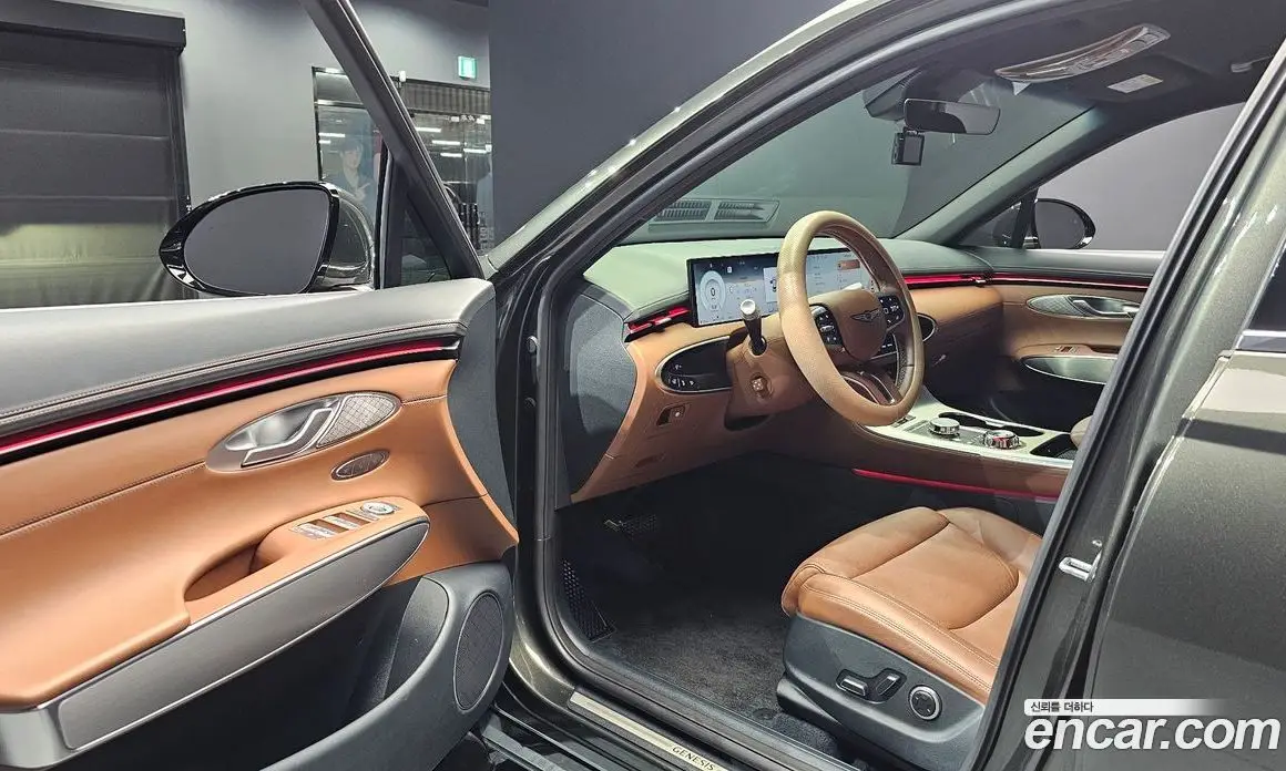 Genesis GV70 2024 2.5 автомат (гидро), фото 13