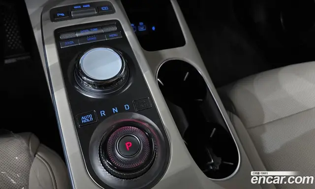 Genesis GV70 2024 2.5 автомат (гидро), миниатюра 11