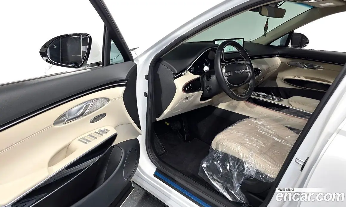 Genesis GV70 2024 2.5 автомат (гидро), фото 12