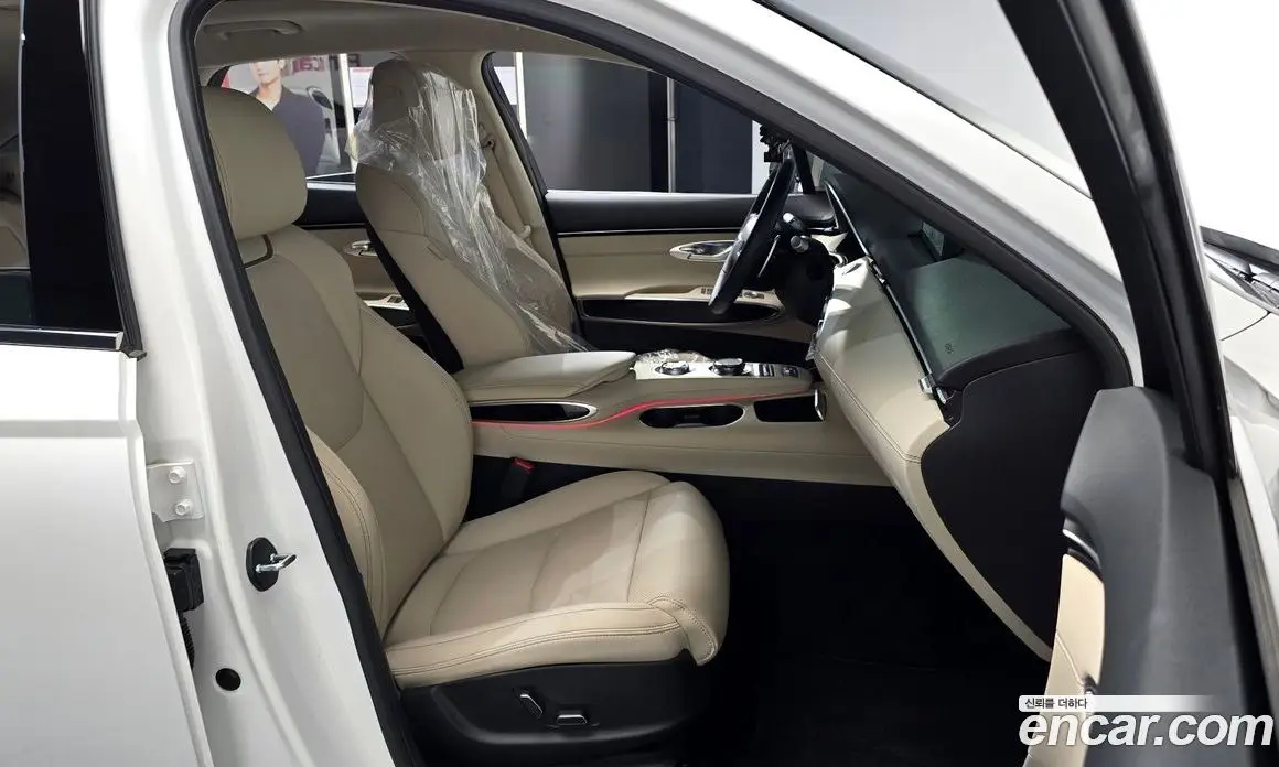 Genesis GV70 2024 2.5 автомат (гидро), фото 15