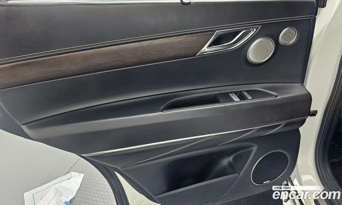 Genesis GV80 2021 2.5 автомат (гидро), фото 15 Genesis GV80 2021 2.5 автомат (гидро), фото 15