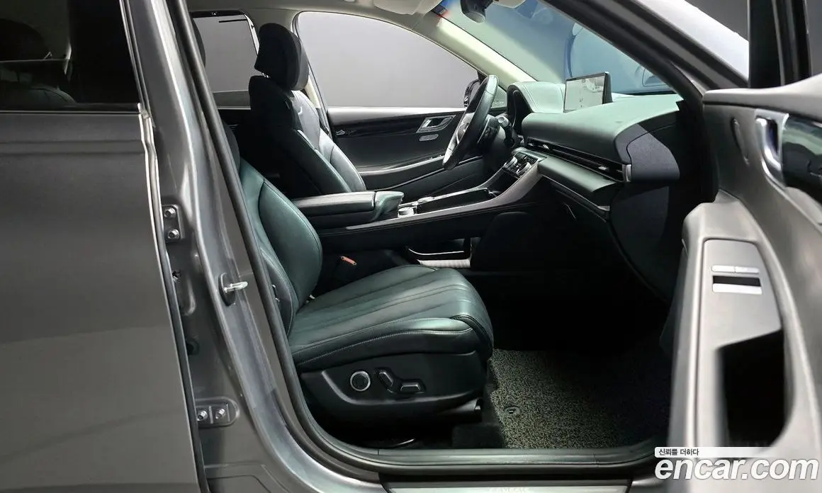 Genesis GV80 2021 2.5 автомат (гидро), фото 16 Genesis GV80 2021 2.5 автомат (гидро), фото 16