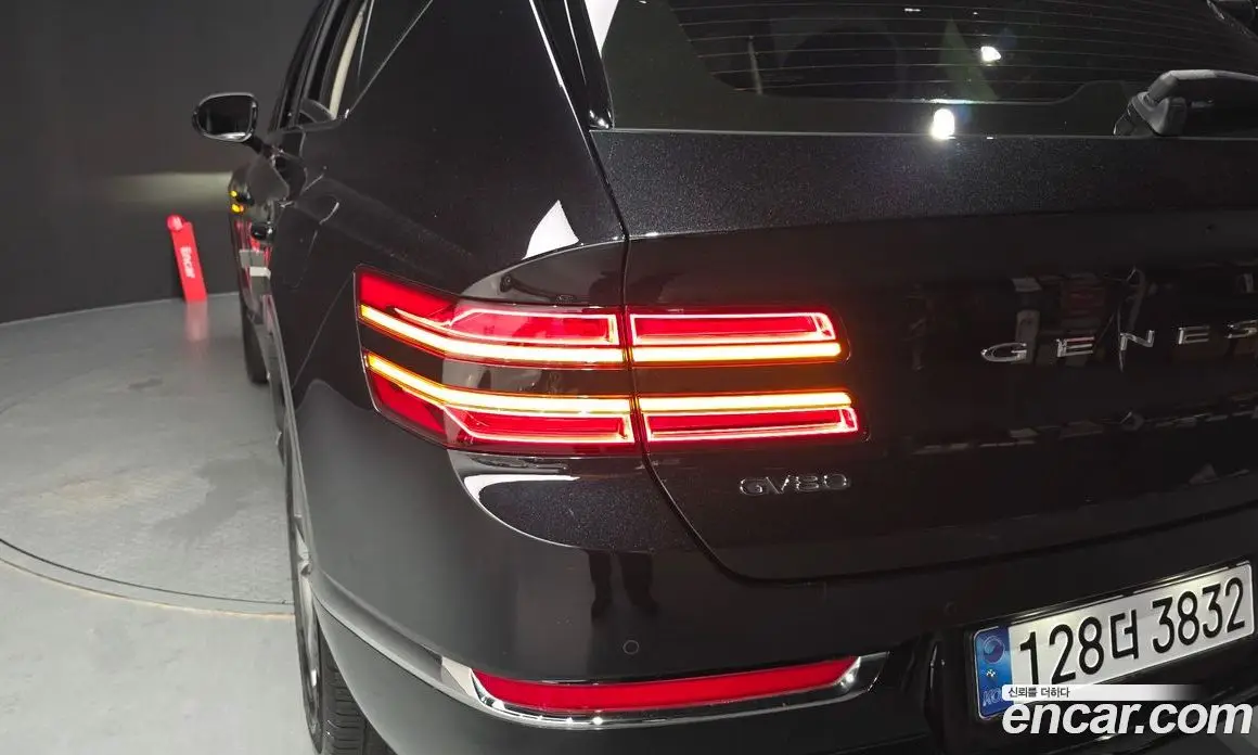 Genesis GV80 2022 3.0 автомат (гидро), фото 9